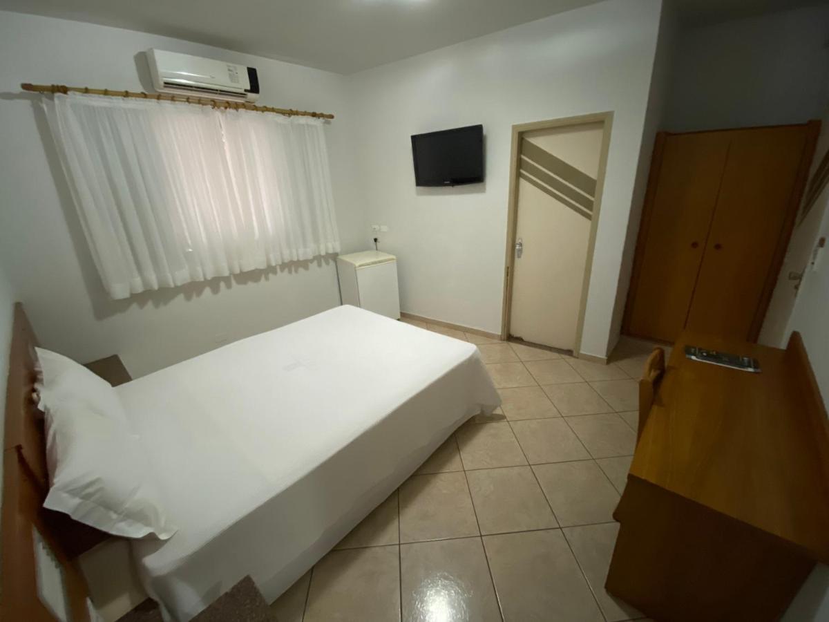 Ônix Hotel Assis Buitenkant foto