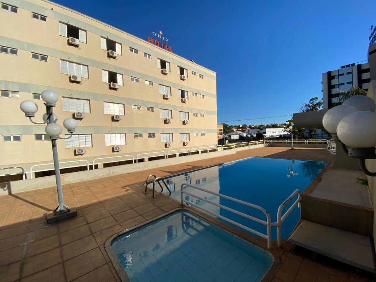 Ônix Hotel Assis Buitenkant foto